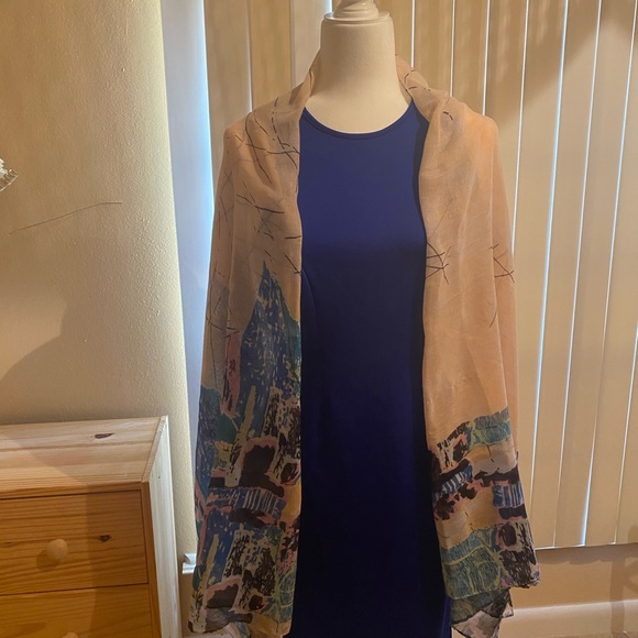 Shawl for multiple purposes! - Picture 2 of 2